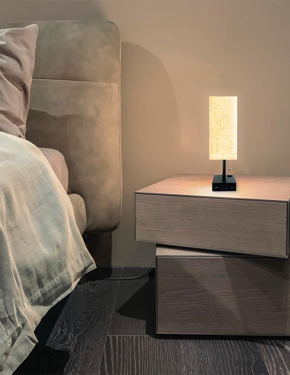 Lámpara de mesa incandescente y LED 6