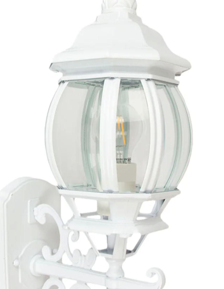 Árbotante LED 2