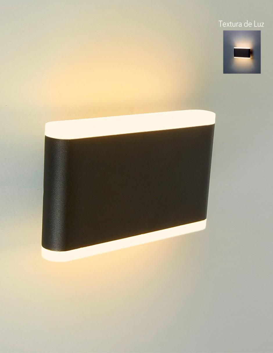 Árbotante LED 2