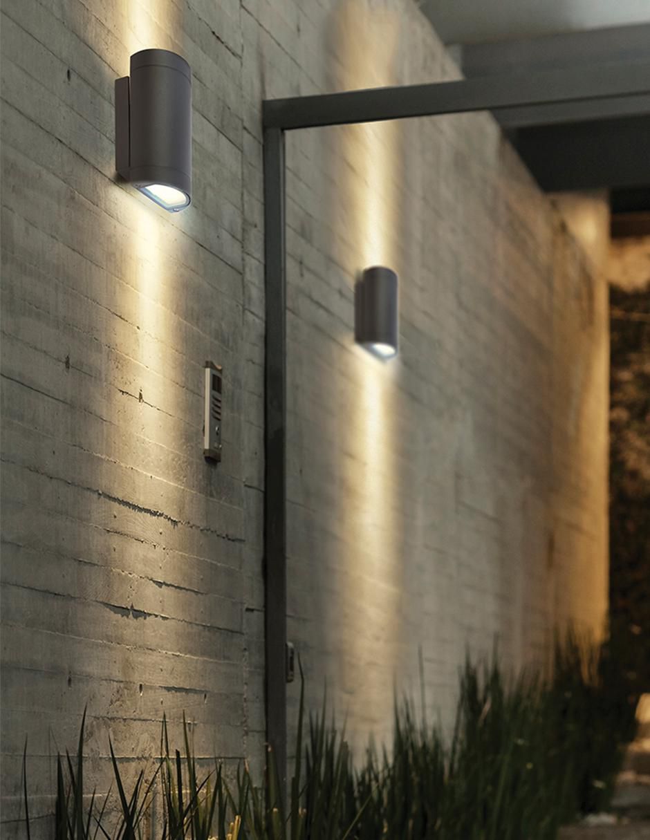 Árbotante LED 2