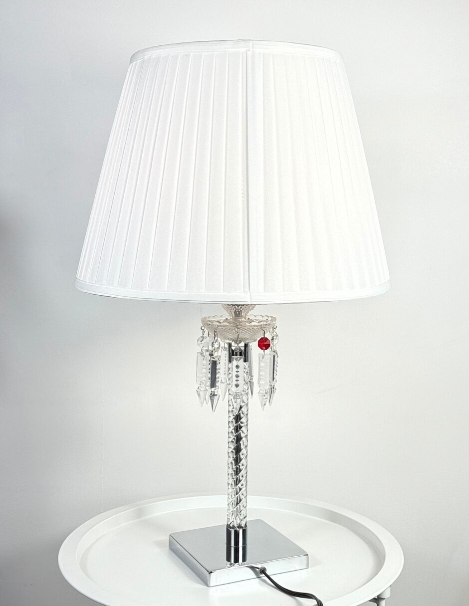 Lámpara de buró incandescente y led 11