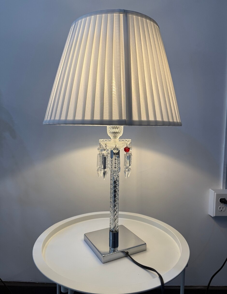 Lámpara de buró incandescente y led 12